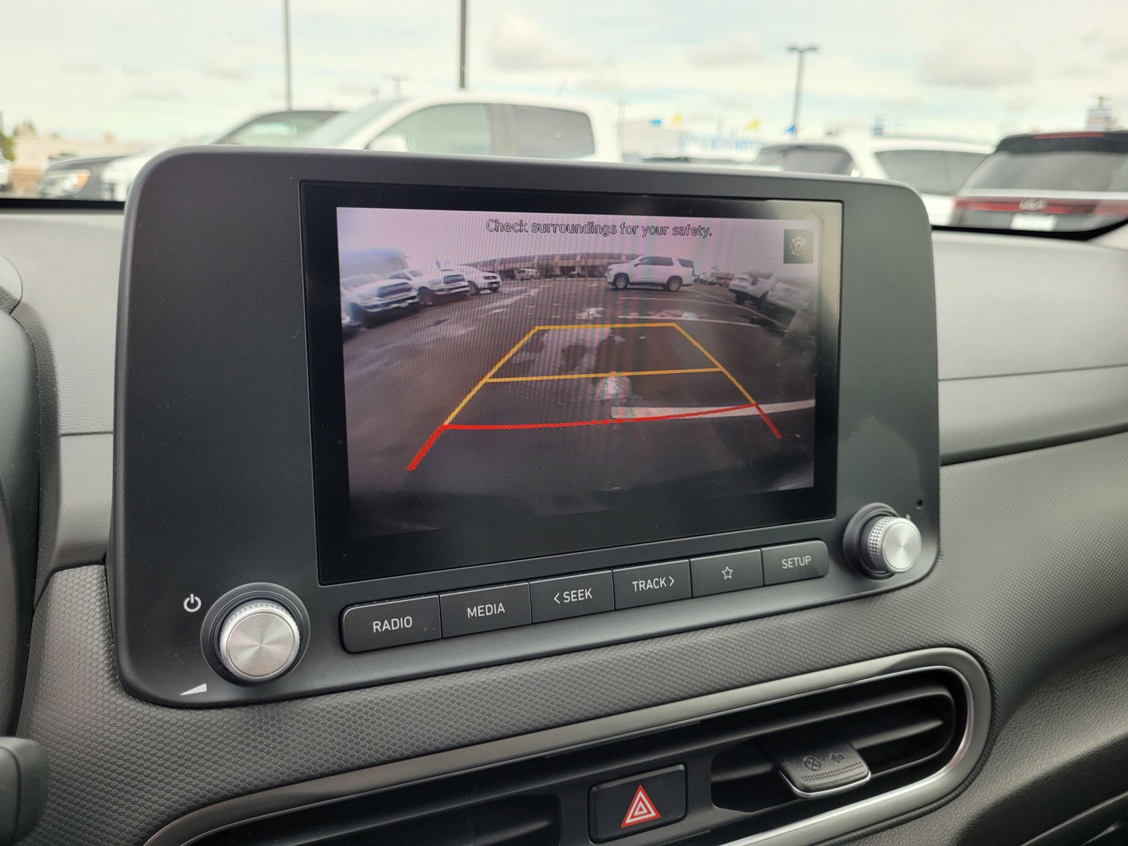 Used 2023 Hyundai Kona SE image 17