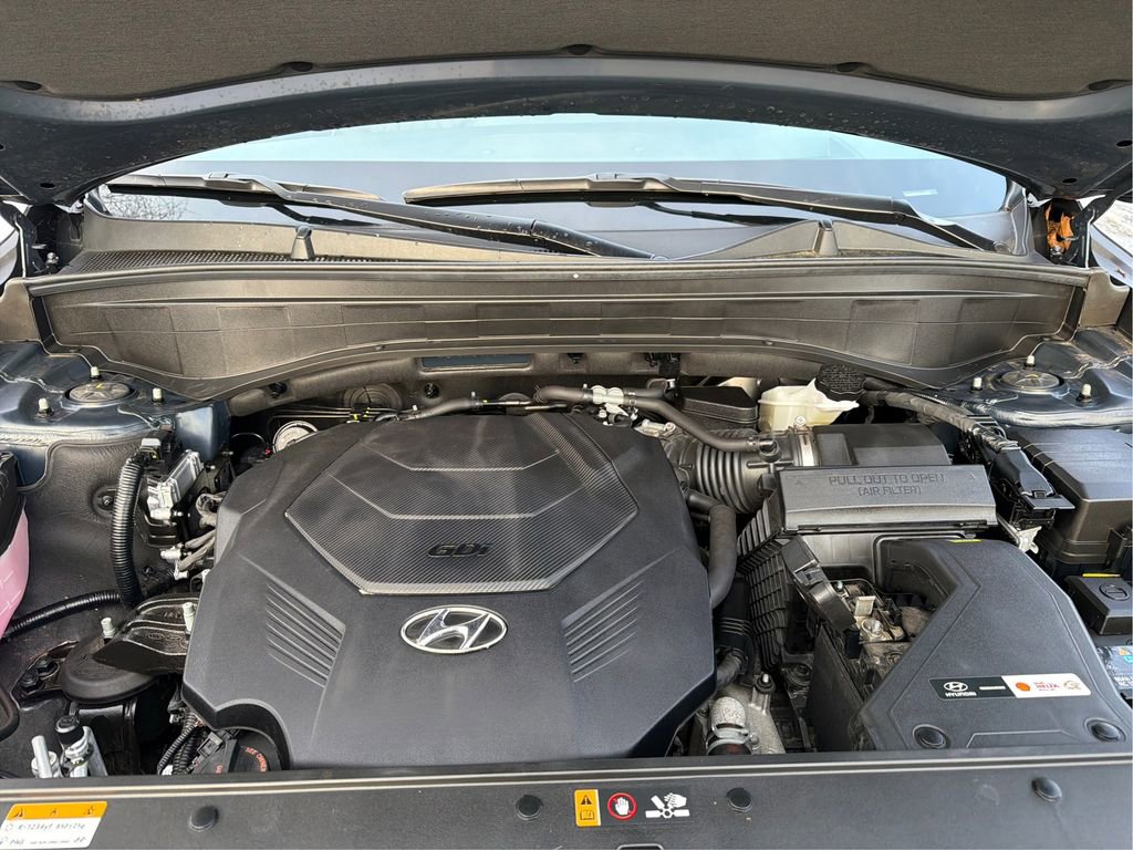 Used 2023 Hyundai Palisade Limited image 24