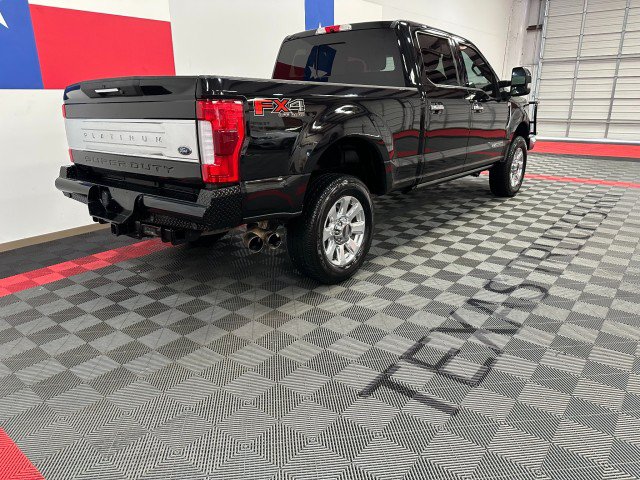 Used 2019 Ford F250 Platinum w/ FX4 Off-Road Package AWD/4WD image 18
