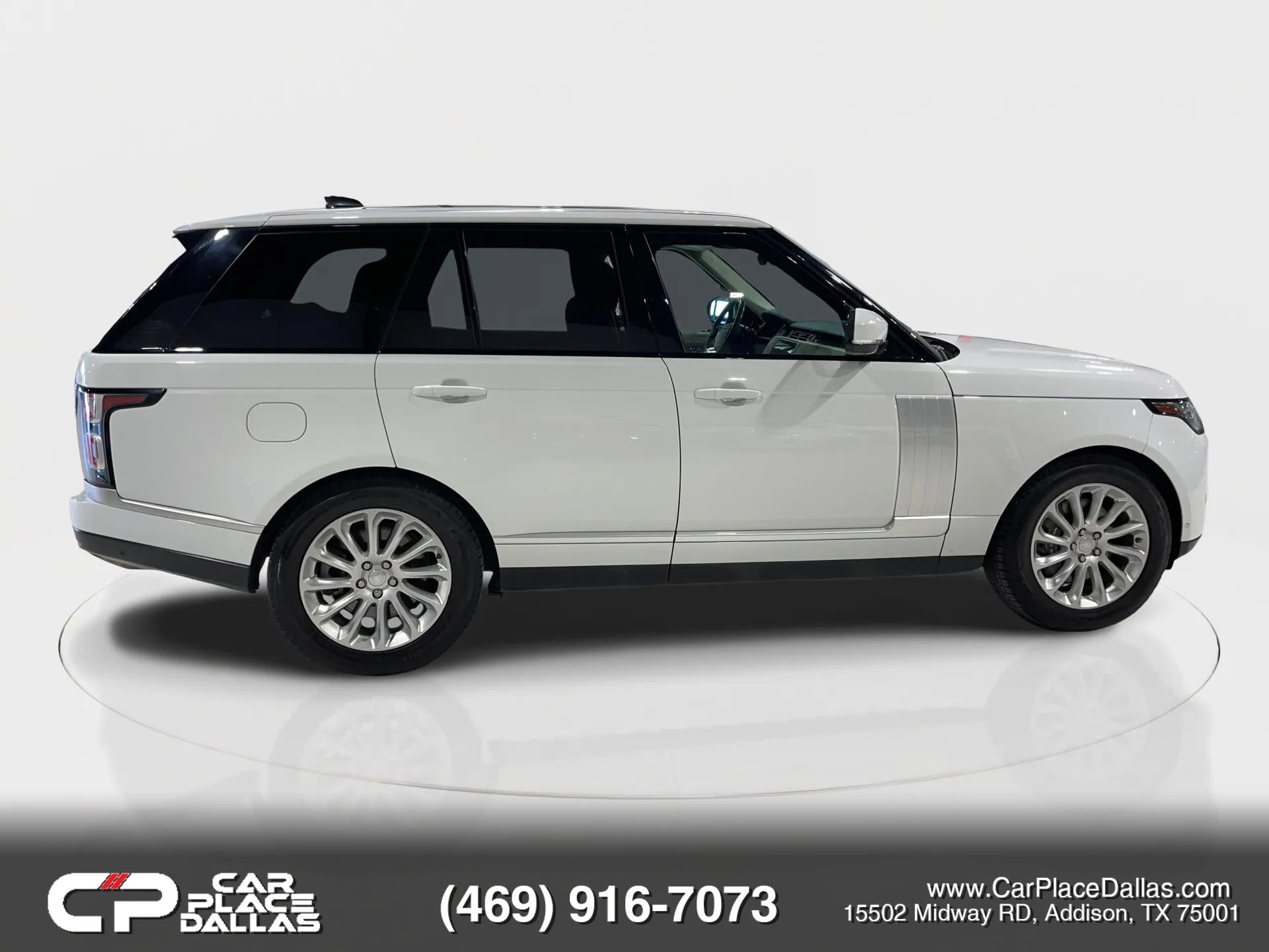 Used 2018 Land Rover Range Rover HSE image 16