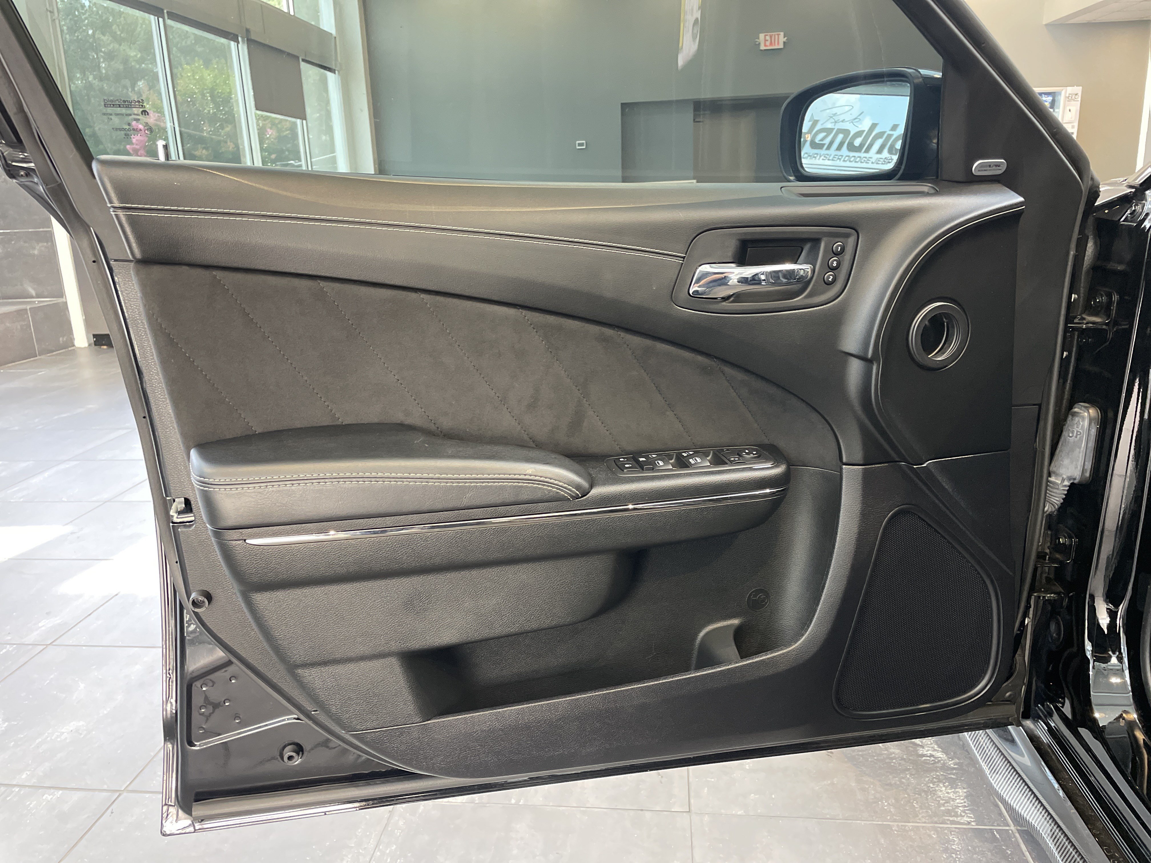 Used 2023 Dodge Charger SRT Hellcat RWD image 14