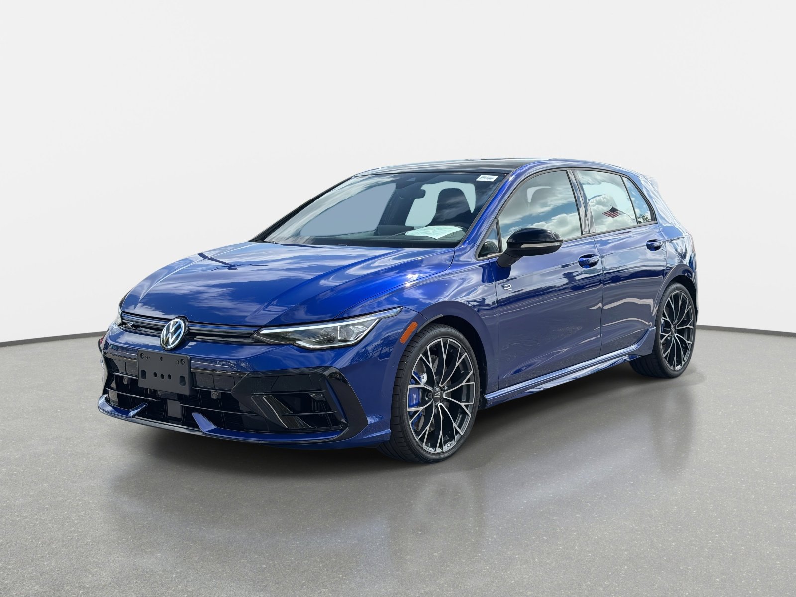 Used 2025 Volkswagen Golf image 7