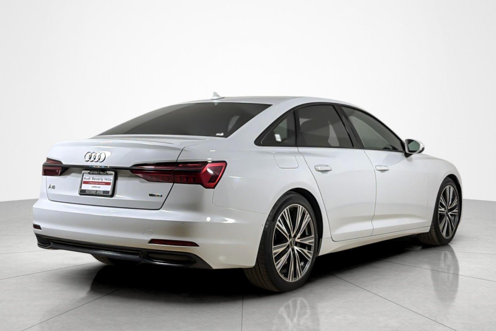 Used 2023 Audi A6 Premium Plus w/ Premium Plus Package AWD/4WD image 5