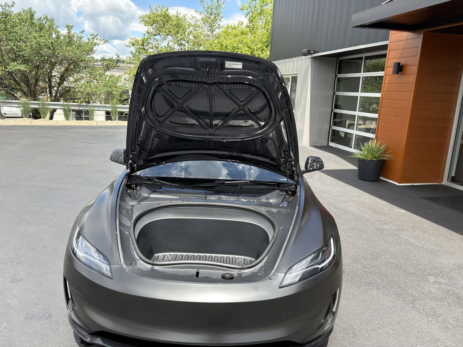 Used 2025 Tesla Model 3 Performance AWD/4WD image 10