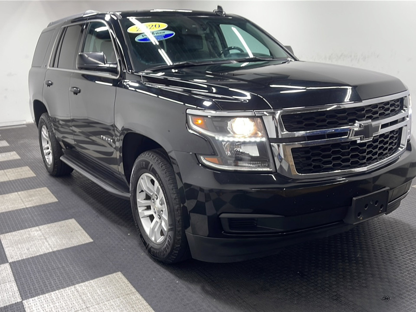 Used 2020 Chevrolet Tahoe LT w/ Max Trailering Package AWD/4WD image 24