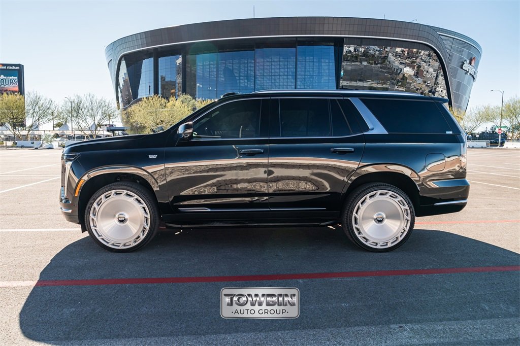 Used 2025 Cadillac Escalade Premium Luxury image 55