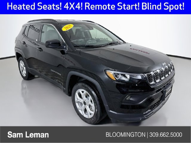 Used 2025 Jeep Compass Latitude AWD/4WD image 1