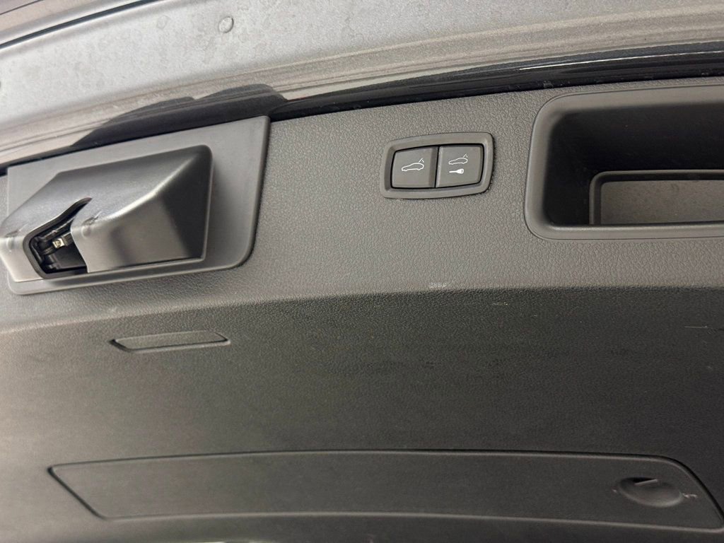 Used 2017 Porsche Macan Turbo image 74