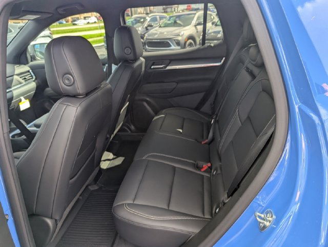New 2027 GMC Terrain Elevation w/ Elevation Premium Package AWD/4WD image 9