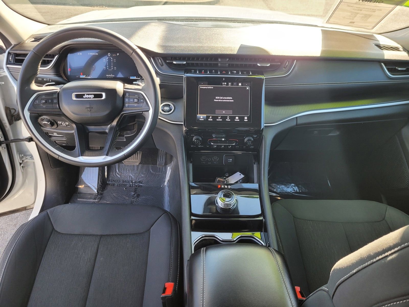 Used 2023 Jeep Grand Cherokee L Laredo image 14