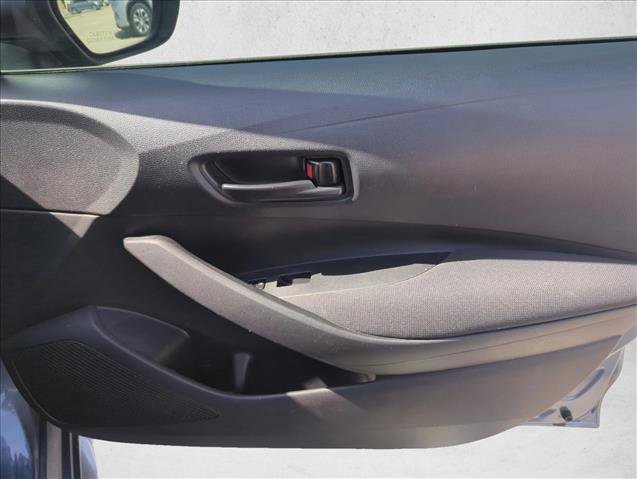 Certified 2022 Toyota Corolla LE image 27