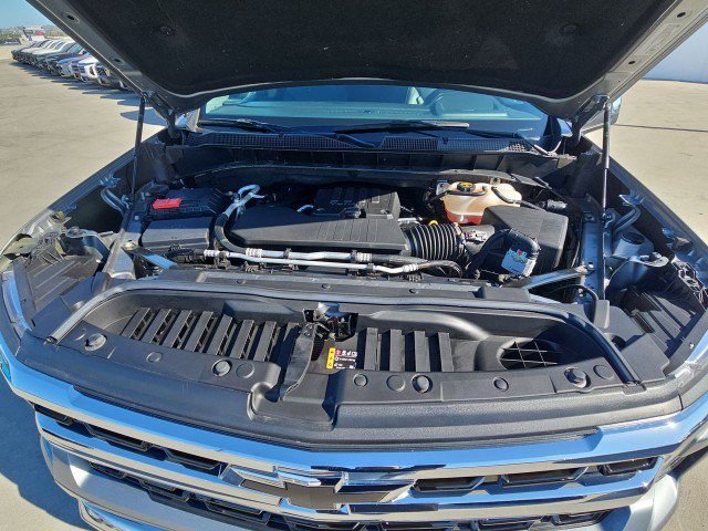 Used 2025 Chevrolet Silverado 1500 LT w/ Leather Package RWD image 30