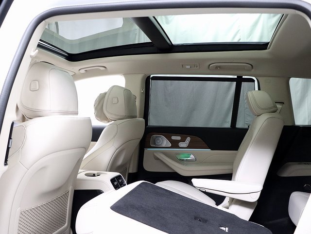 Certified 2025 Mercedes-Benz GLS 580 4MATIC image 14