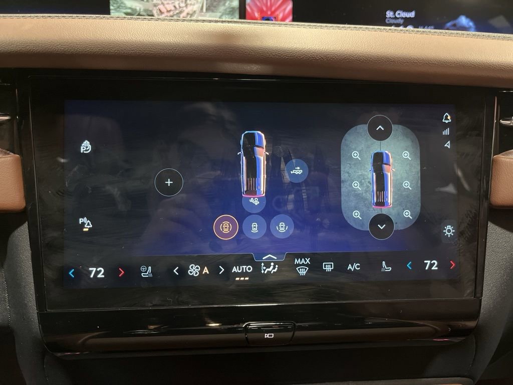 Used 2025 Lincoln Navigator L Reserve image 41