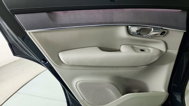 New 2026 Volvo XC90 T8 Ultra w/ Protection Package Premier AWD/4WD image 28