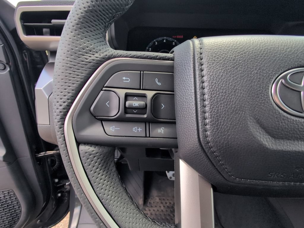 Certified 2026 Toyota Tacoma TRD Sport AWD/4WD image 24