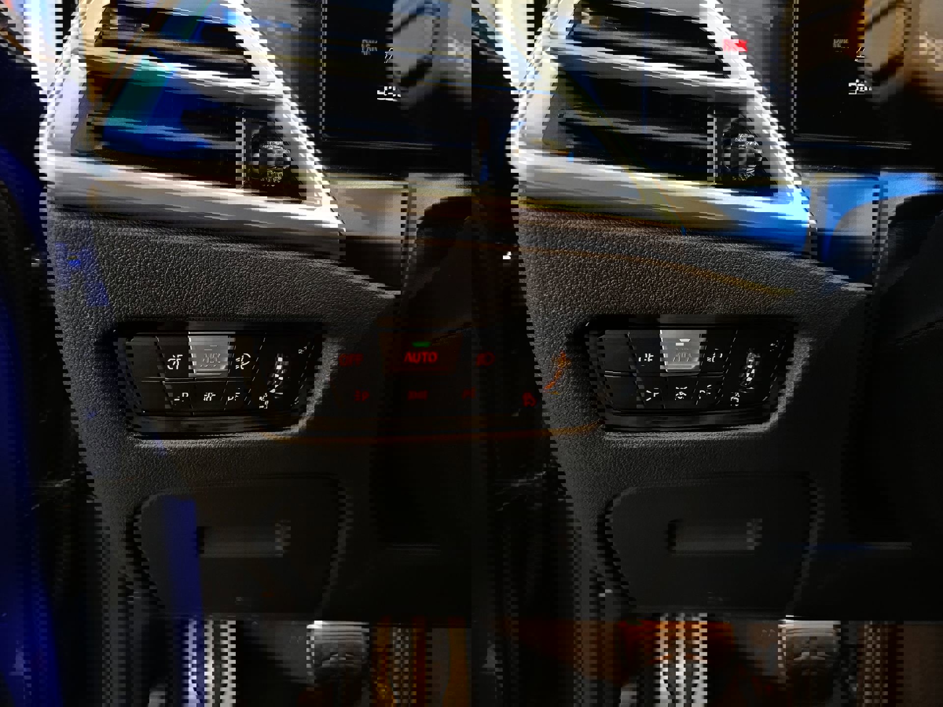 Used 2025 BMW M3 Competition w/ Executive Package image 29