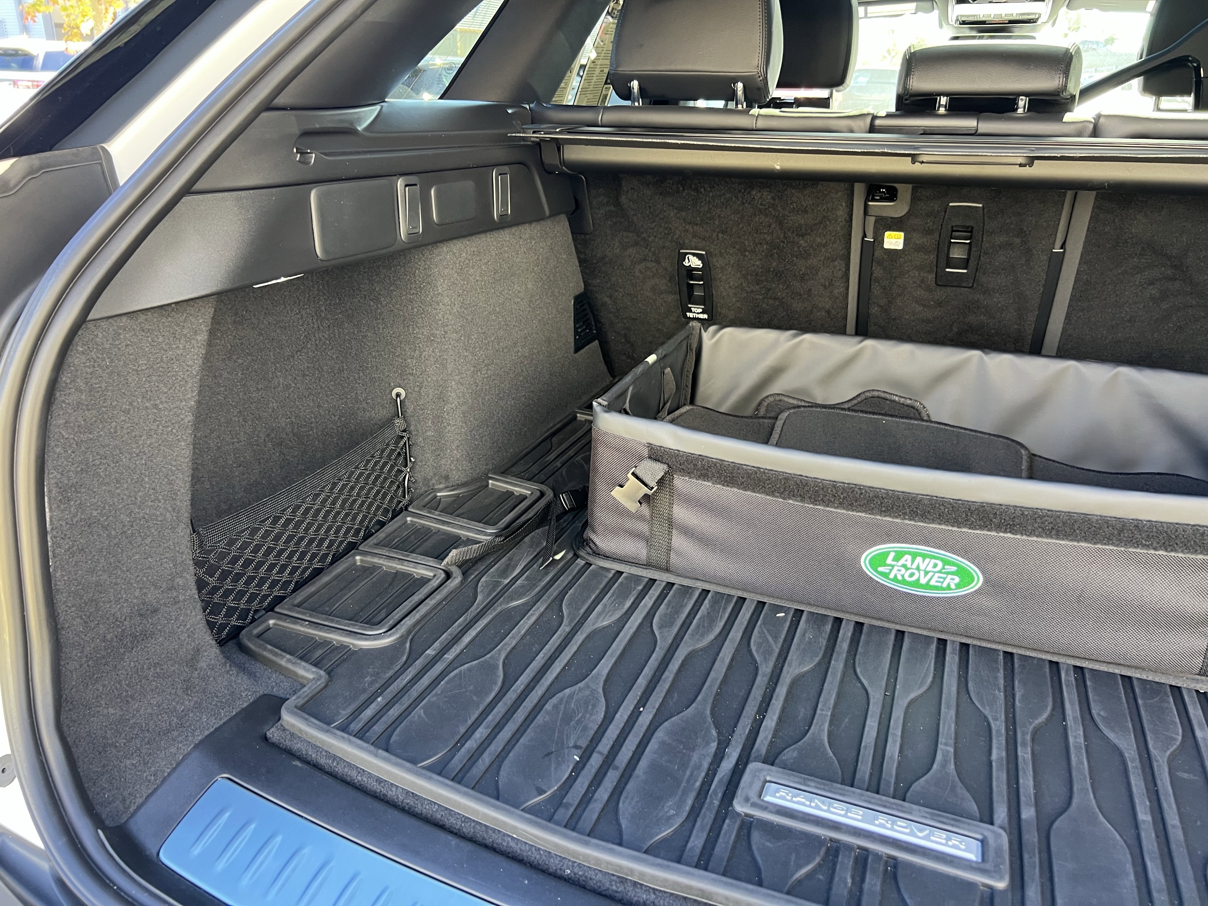 Used 2024 Land Rover Range Rover Velar Dynamic SE image 37