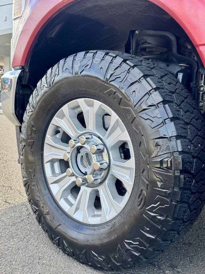 Used 2020 Ford F250 XLT w/ XLT Value Package AWD/4WD image 14