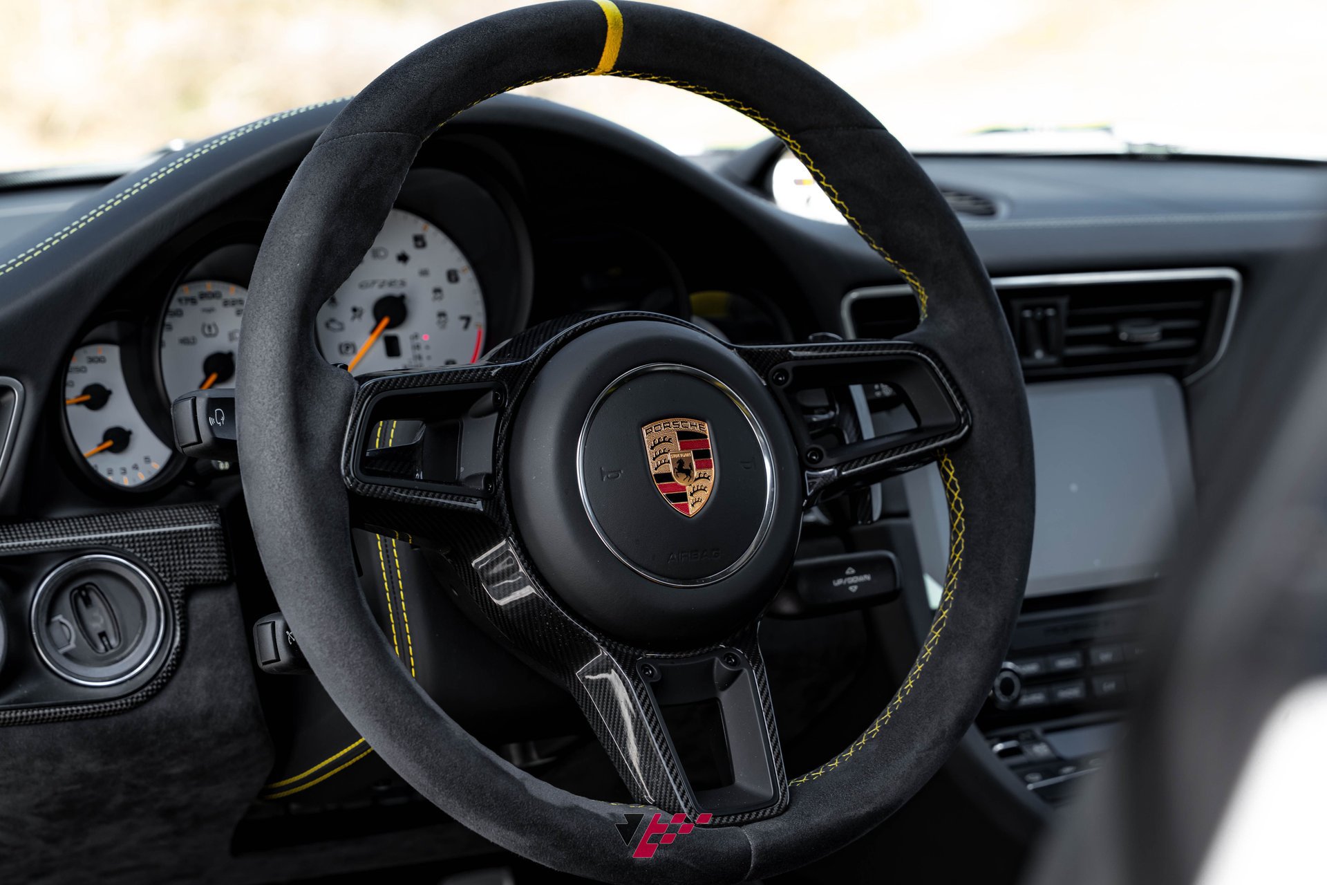 Used 2018 Porsche 911 GT2 RS image 21