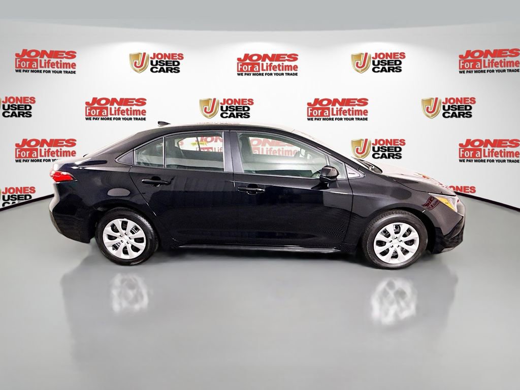Certified 2025 Toyota Corolla LE FWD image 17