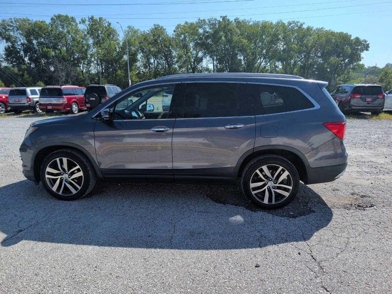 Used 2016 Honda Pilot Touring image 6