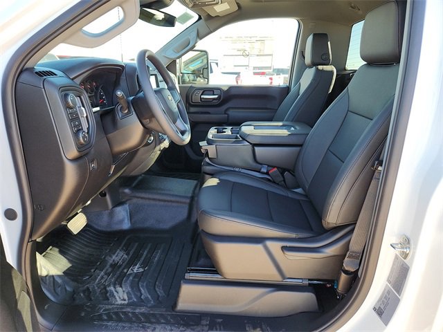New 2026 Chevrolet Silverado 3500 W/T image 9