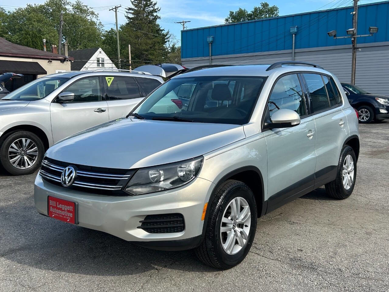 Used 2015 Volkswagen Tiguan S FWD image 2