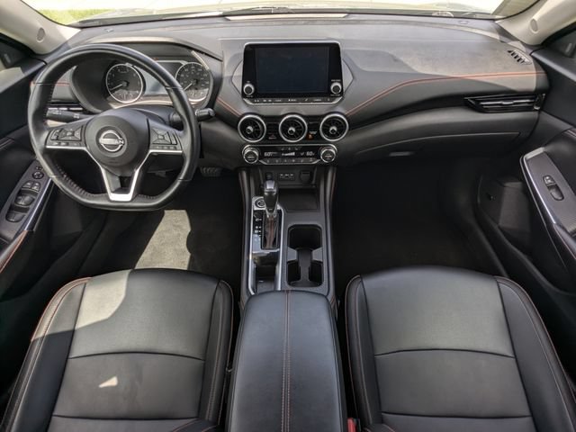 Used 2025 Nissan Sentra SR w/ SR Premium Package FWD image 17