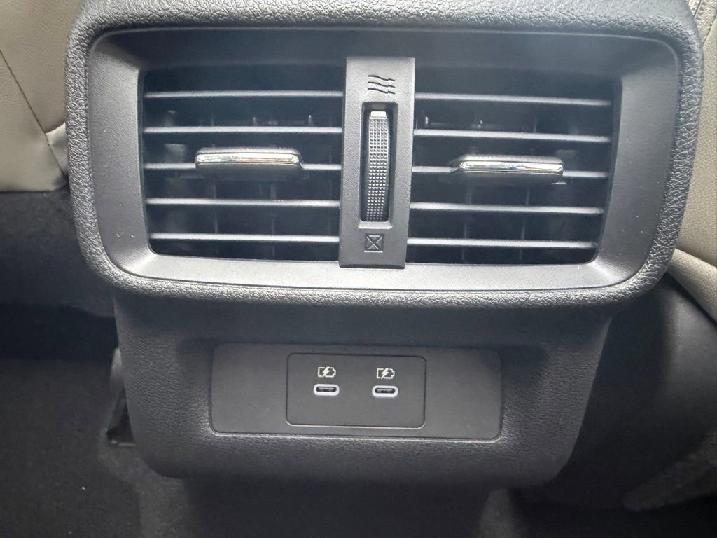 Used 2025 Nissan Murano SL image 14