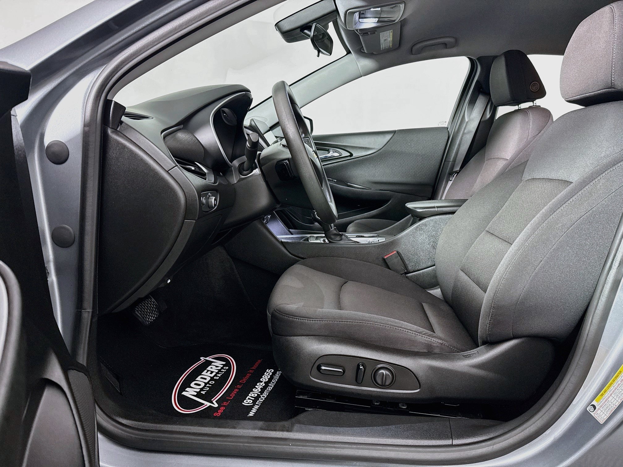 Used 2023 Chevrolet Malibu LT FWD image 20