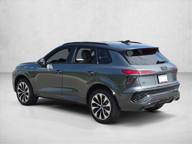 New 2026 Audi Q3 quattro 2.0T w/ Driver Assistance Package AWD/4WD image 7