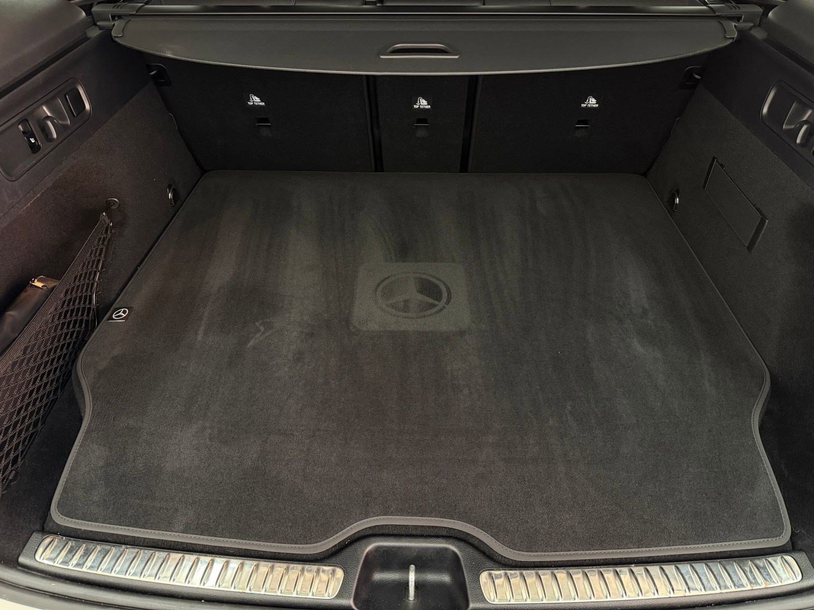 Used 2025 Mercedes-Benz GLC 350e 4MATIC image 29