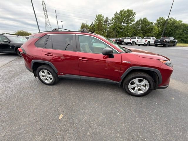 Used 2019 Toyota RAV4 LE w/ Carpet Mat Package AWD/4WD image 9