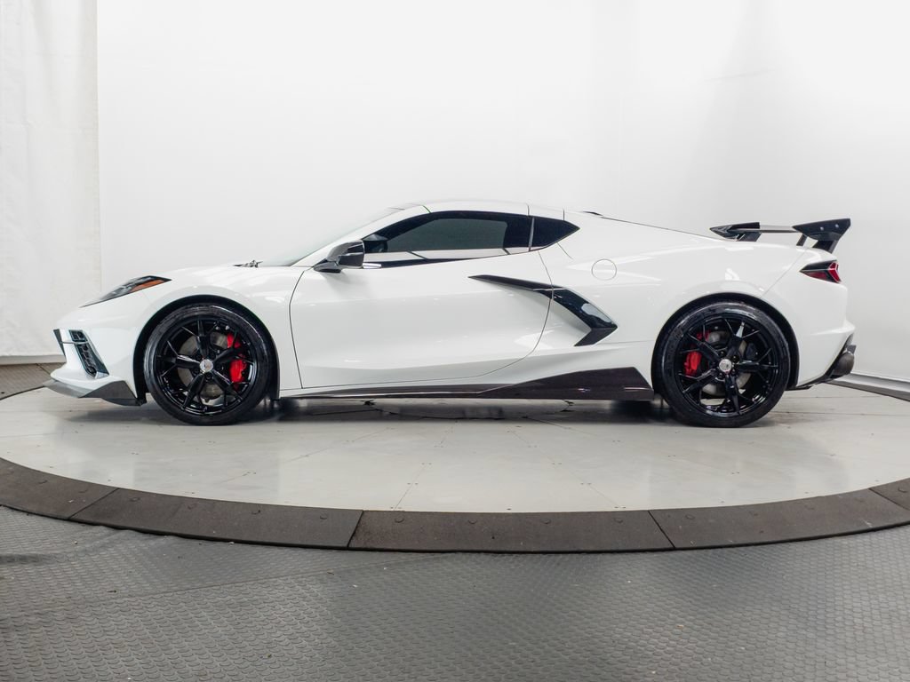 Used 2020 Chevrolet Corvette Stingray Premium Cpe w/ 3LT Preferred Equipment Group RWD image 4