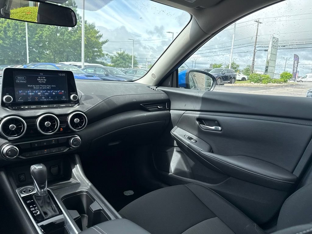 Used 2025 Nissan Sentra SV FWD image 20