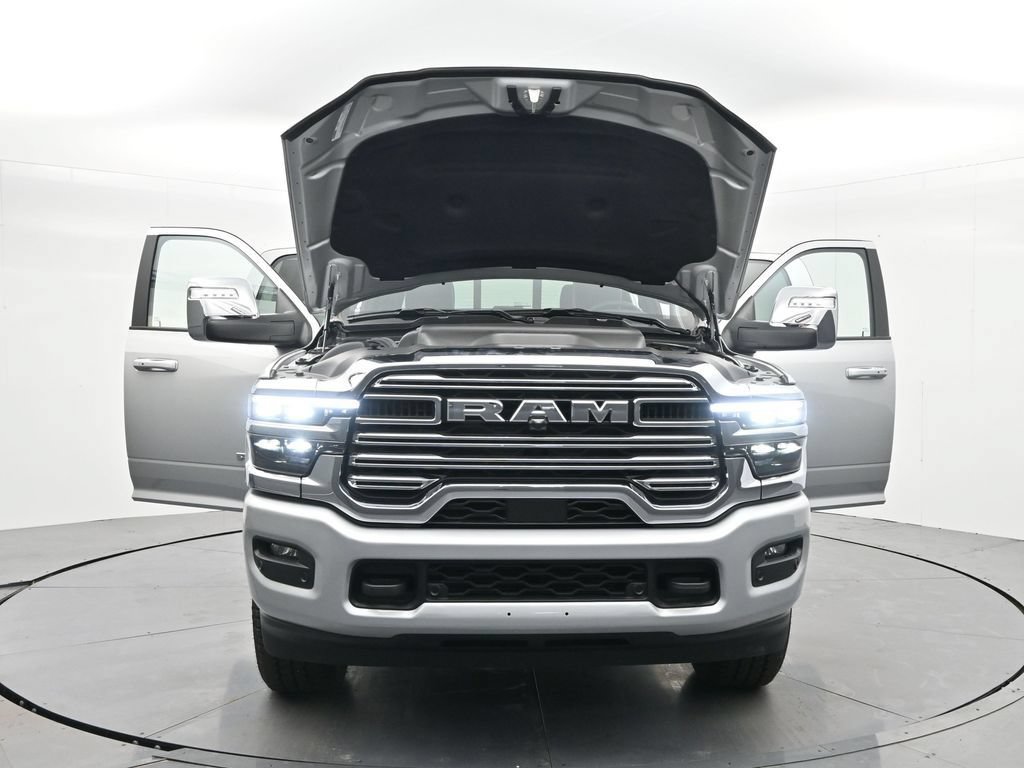 New 2026 RAM 2500 Laramie AWD/4WD image 36