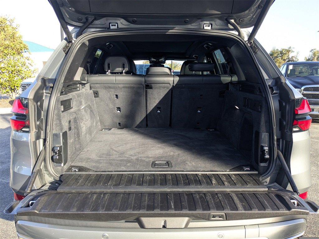 Used 2024 BMW X5 sDrive40i image 12