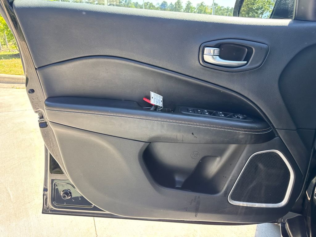 Used 2021 Jeep Compass Latitude w/ Convenience Group image 14