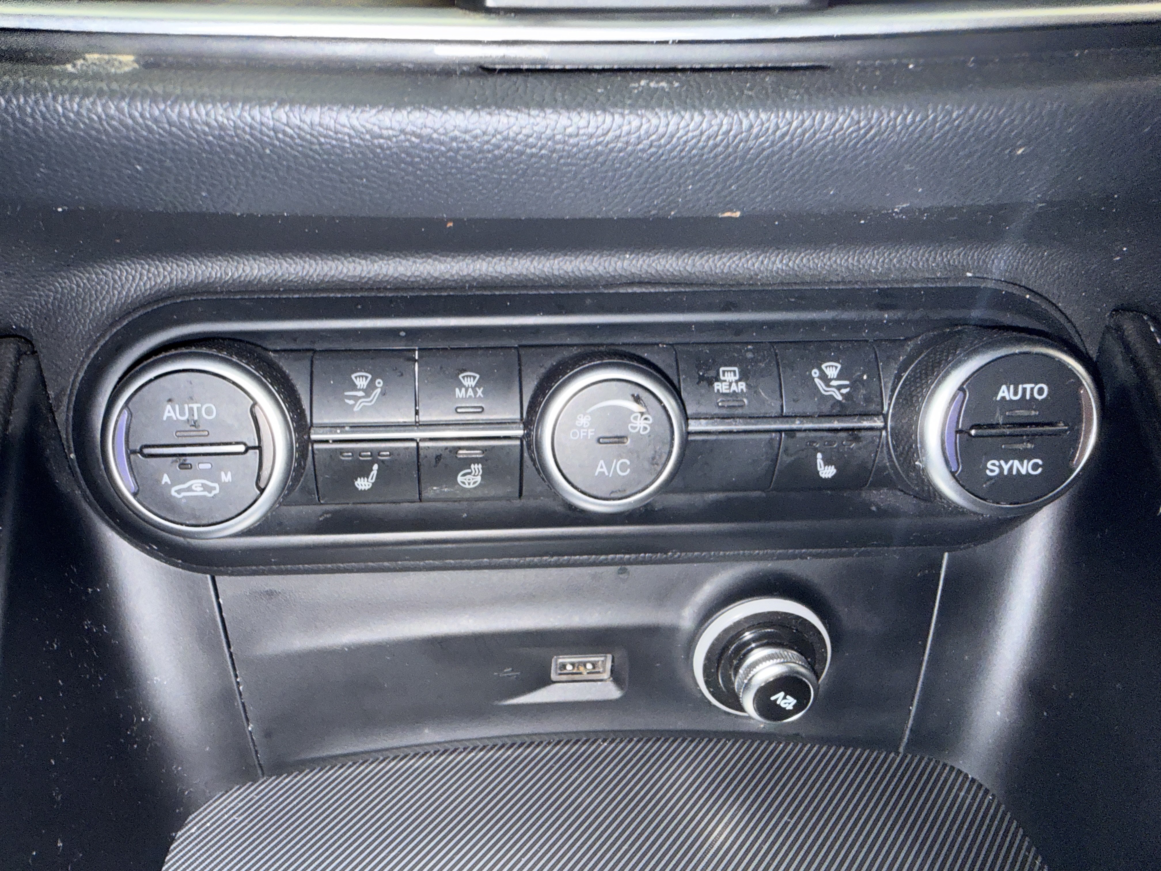 Certified 2023 Alfa Romeo Stelvio Veloce AWD/4WD image 22