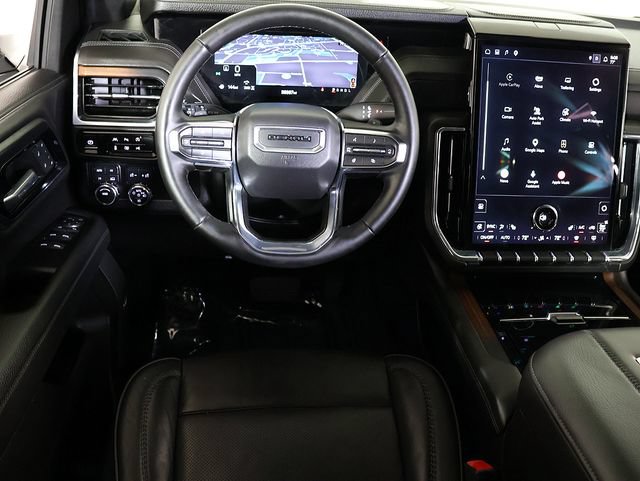 Used 2025 GMC Yukon XL Denali AWD/4WD image 3