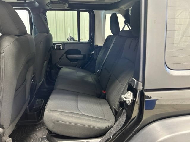 Used 2023 Jeep Wrangler Unlimited AWD/4WD image 16
