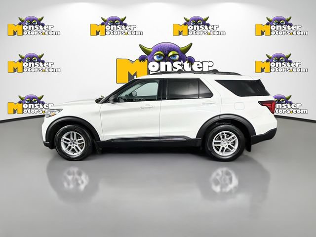 Used 2025 Ford Explorer Active AWD/4WD image 8
