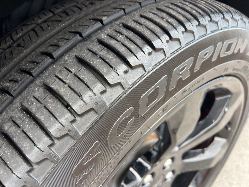 Used 2021 Ford Explorer ST w/ Equipment Group 401A AWD/4WD image 9