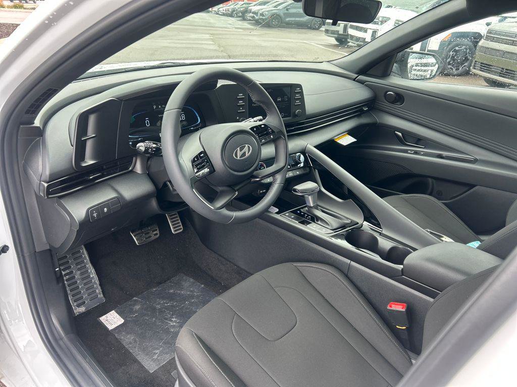 New 2026 Hyundai Elantra SEL Sport Premium image 11