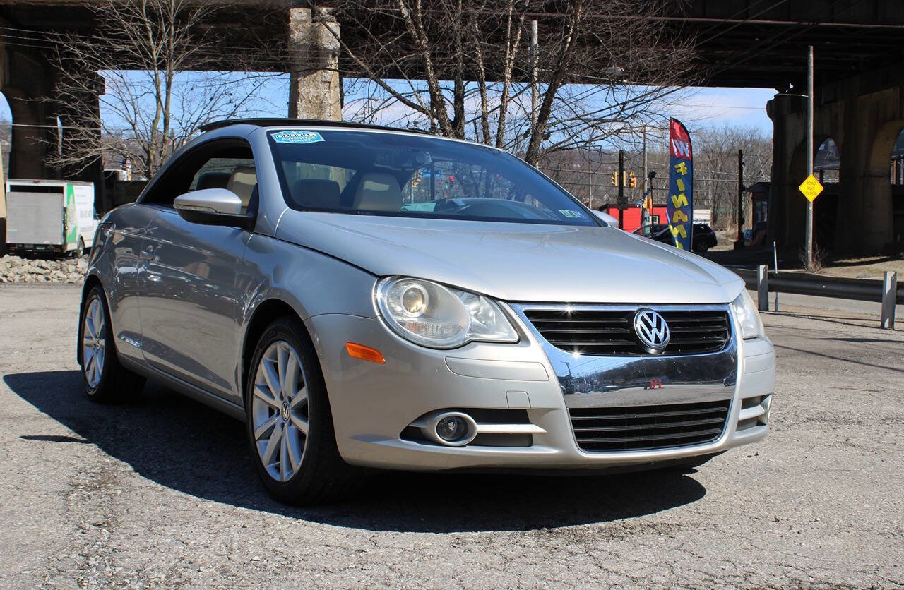 Used 2009 Volkswagen Eos Komfort FWD image 11