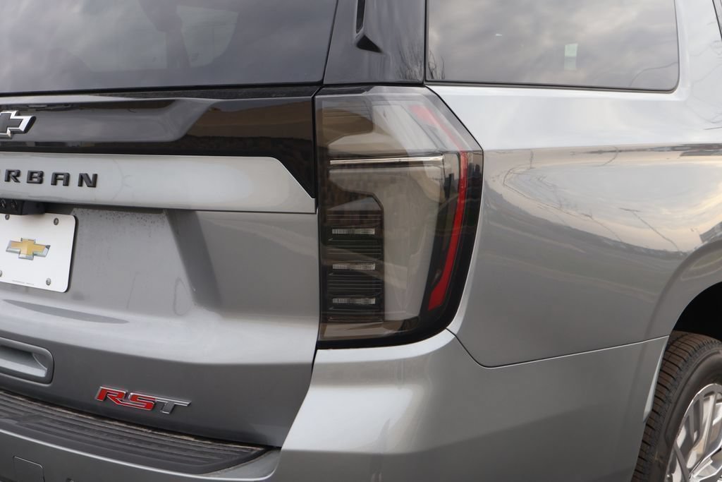 New 2026 Chevrolet Suburban RST w/ Advanced Technology Package AWD/4WD image 7