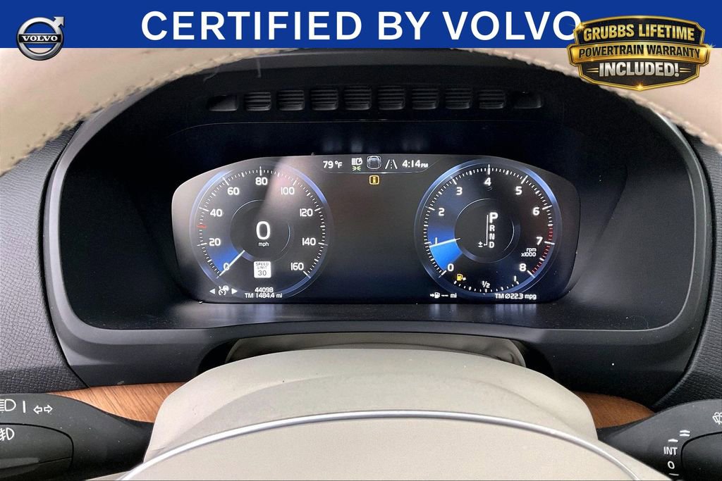 Used 2022 Volvo XC90 T6 Momentum w/ Climate Package AWD/4WD image 28