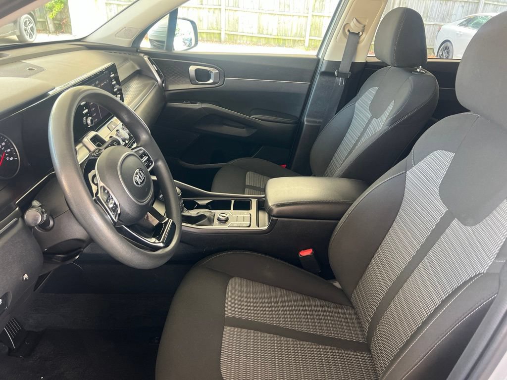 Certified 2021 Kia Sorento LX AWD/4WD image 4