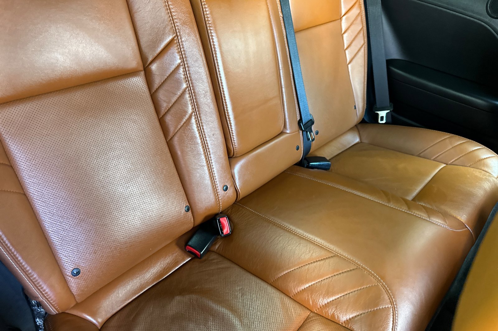 Used 2015 Dodge Challenger SRT Hellcat image 17